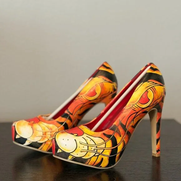 ! NWT - In Box - Iron Fist Tiger's Eye Closed Toed Platform Heels ! - Picture 3 of 6